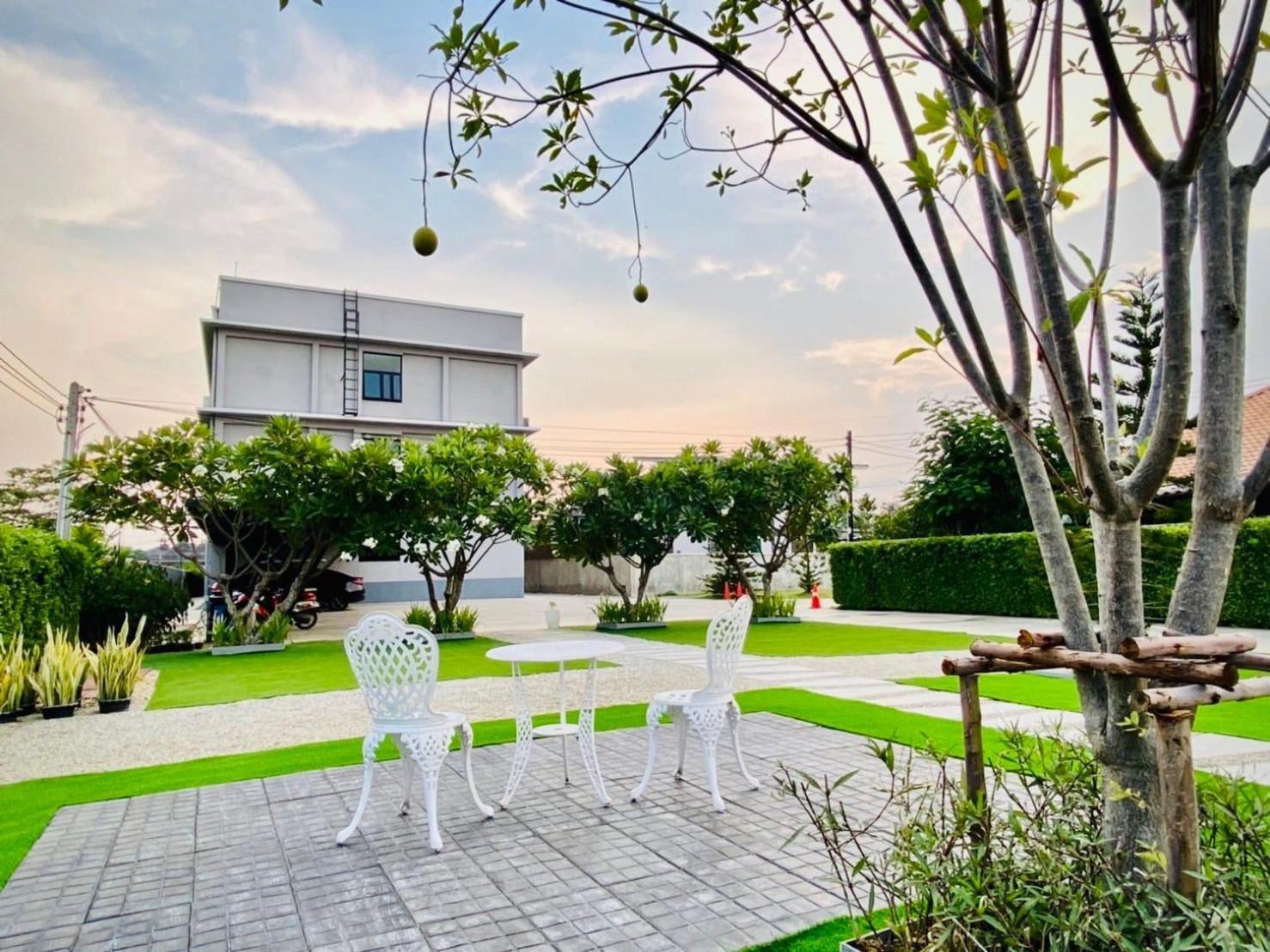 The Vet Boutique Hotel - Sha Extra Plus San Kamphaeng Eksteriør billede